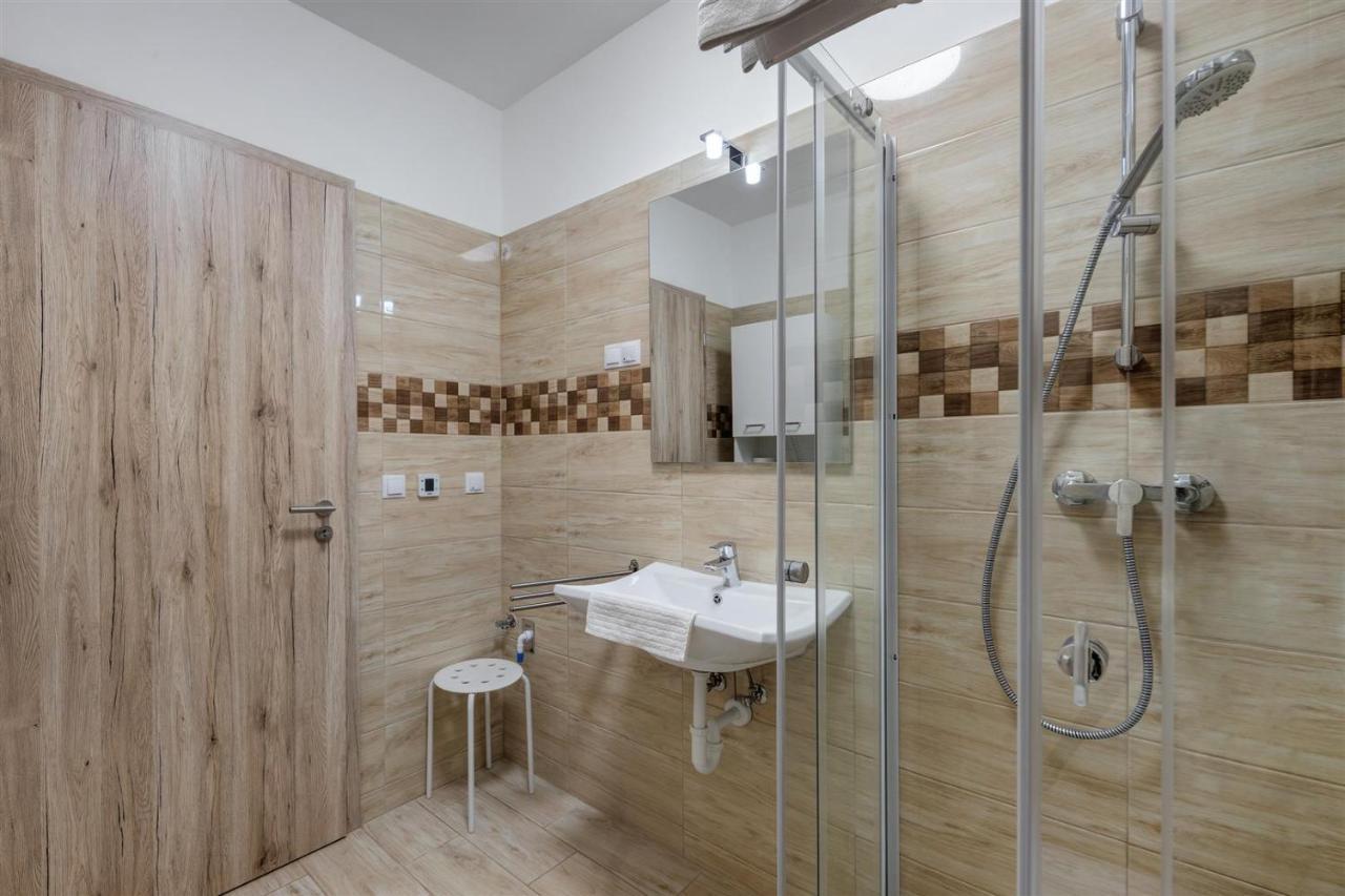 Leonardo Ground Apartment Budapest Eksteriør billede